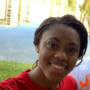 Meet your Posher, Angela